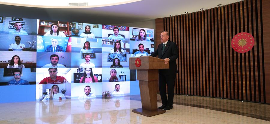 Cumhurbaşkanı Erdoğan, gençlere konuştu