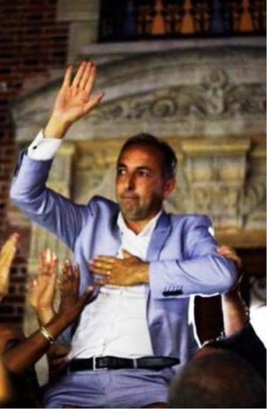 Velenton Belediye Başkanlığına bir Türk seçildi