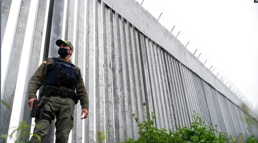 Göçten Korkan Avrupa Duvarlarını Yükseltiyor
