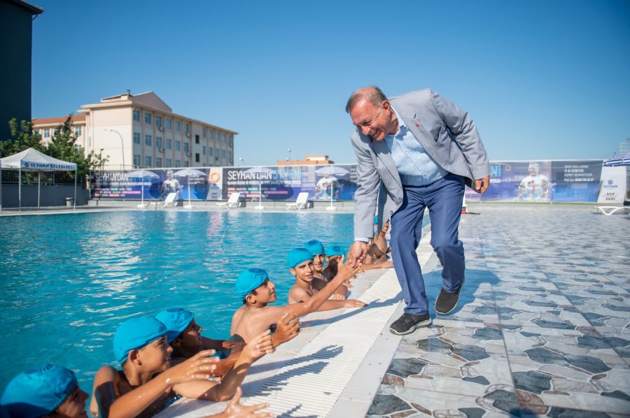 Başkan Akay, “Spor denilince akla gelen ilk branşlar arasında yüzme gelir ”