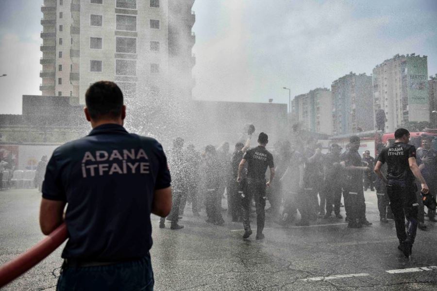 Adana Büyükşehir Belediyesi’ne ilk kez sınavla itfaiye eri alımı yapıldı