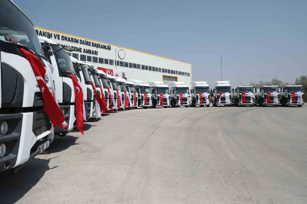 Adana Büyükşehir Belediyesi, iş makinesi filosunu büyütmeye devam ediyor