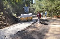 Elmalı yolu asfaltlandı