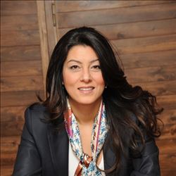 Bebekler, Sevgi ve İlgi İhtiyacı Olunca da Ağlar