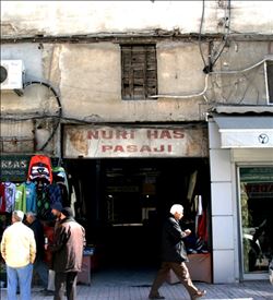 İHMAL EDDİLEN PASAJ: NURİ HAS PASAJI