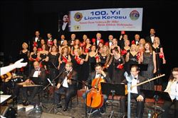 LİONS 100.YIL KOROSU´NDAN ATATÜRK´Ü ANMA KONSERİ