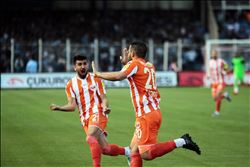 DERBİNİN GALİBİ ADANASPOR