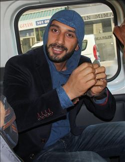 KORSAN GÖSTERİDE POLİSİ VURAN ZANLI TUTUKLANDI 