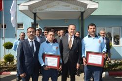 CESUR VE İYİ KALPLİ BELEDİYE ŞOFÖRLERİNE ÖDÜL 