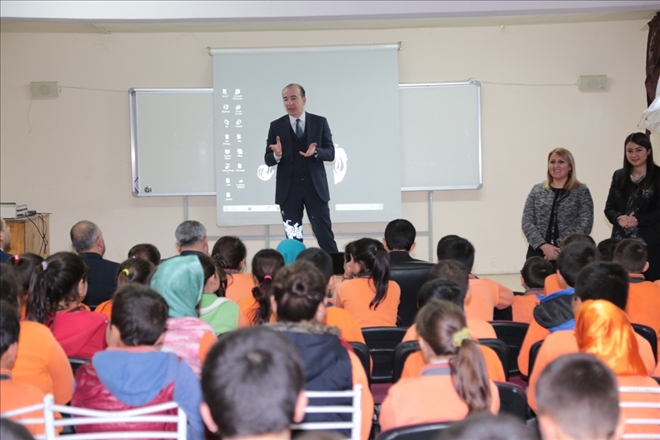 Pekar, İmamoğlu´nda Öğrencilerle Bir Araya Geldi