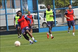 ŞİMŞEK´TE ELAZIĞSPOR HAZIRLIKLARI DEVAM EDİYOR