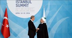  ‘MÜSLÜMANLAR IRKÇILIK, MEZHEPÇİLİK VE TERÖRDEN SIKINTILI”