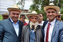  LASSA´DAN KARAİSALI´DA ÇİFTÇİLER GÜNÜ KUTLAMASI