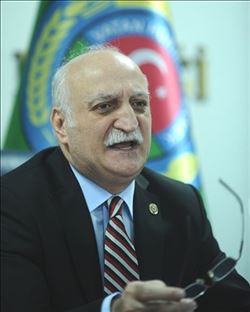 Bayraktar," Borç ertelemesi talep ediyoruz."