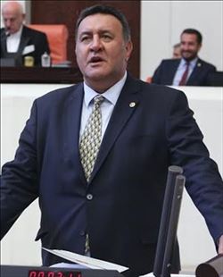  “SORUNLU BİR EĞİTİM DÖNEMİ YAŞANACAK”