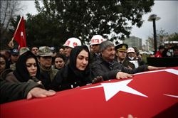 ADANA ŞEHİDİNİ UĞURLADI