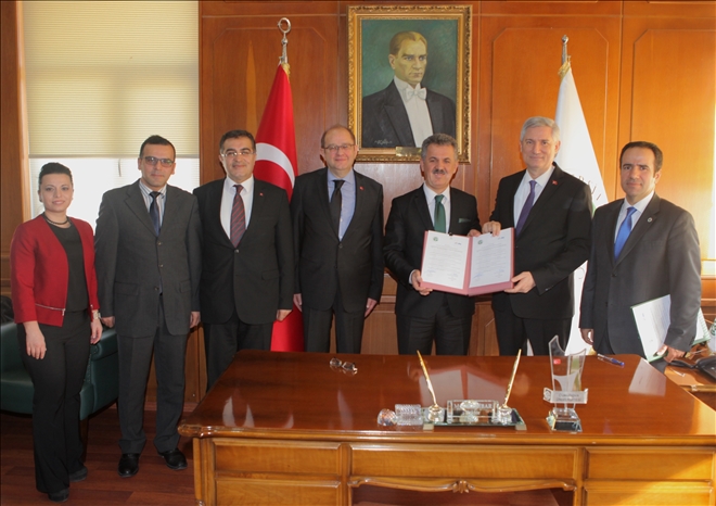 ÇÜ. ile PTT arasında protokol