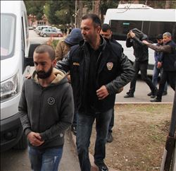 Devlet büyüklerine hakaret ettikleri ileri sürülen 6 kişi adliyeye sevk edildi