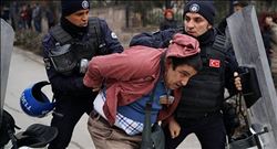 VENEDİK KOMİSYONU´NDAN TÜRKİYE´YE KAYYUM VE KHK UYARISI