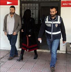 Kocası sevgilisini bıçakladı, 5 yıl 10 ay hapis cezası aldı  