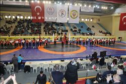 Serbest Güreş Türkiye Şampiyonası Yüreğir´de
