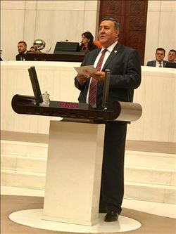 “900 BİN KİŞİYE GERÇEK KADROLARI VERİLMELİ”