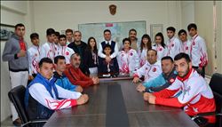 Ataşbak:"İlimizden Altı Şampiyon çıkmasının gururunu yaşıyoruz." 