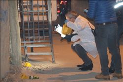 Maskeli çocuklardan karakol arkasına ses bombası 