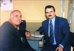 AHMET DEMİR SAHNELERİN ŞÖHRETLİ BİR SANATÇISIYDI