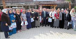 KADINLARIMIZ EN DEĞERLİ VARLIKLARIMIZDIR  "KADIN AİLENİN AİLELERDE TOPLUMUN TEMELİDİR"