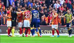    FENERBAHÇE 90+1 DE GALATASARAY´I YENMEYİ BAŞARDI