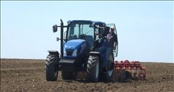 Sürücüsüz traktörün tanıtımı yapıldı 
