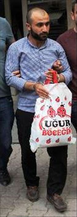 Adana´da bir şahıs El-Nusra üyesi olduğu iddiasıyla tutuklandı