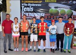 Çukurova Cup´ta; bayanlarda Türkiye, erkeklerde Bulgaristan şampiyon