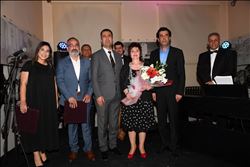 TARİHİ KIZ LİSESİ´NDE RESİTAL BAŞLADI