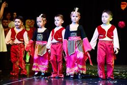 Miniklerin yıl sonu gösterisi