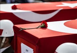 Bitlis´teki operasyonda yaralanan iki askerimiz şehit 