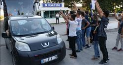 Fenerbahçe kafilesini Adana´da 25 kişi karşıladı