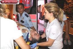  ‘Dur´ ihtarına uymayan sürücü, uygulama noktasında polise çarptı  