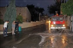 KOZAN´IN ANA CADDELERİ GECE TEMİZLENDİ