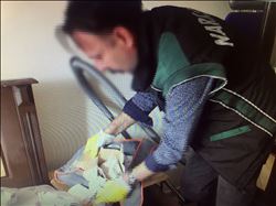 Bebek çantasında eroin ele geçirildi 