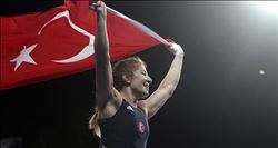 Yasemin Adar´dan tarihi zafer