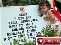  ŞEHİT ANNESİ: "TORUNUM 1.5 YILDIR BABASININ GELMESİNİ BEKLİYOR"