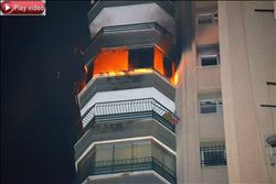 Adana´da apartmanda çıkan yangın korkuttu  