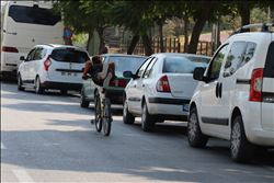 Trafikte kendini ´Superman´ sandı 