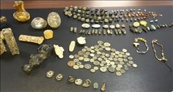 Suriye´ye ait tarihi eserleri satamadan Adana´da yakalandılar 