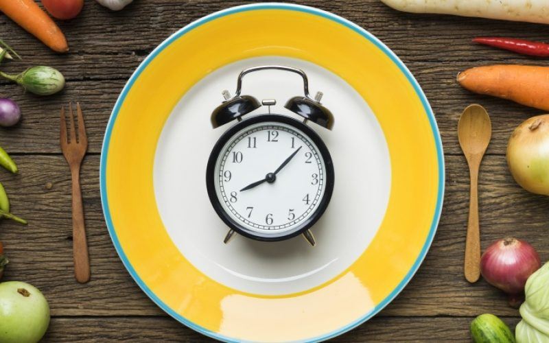 Hızlı yemek yemenin 2 önemli zararı daha