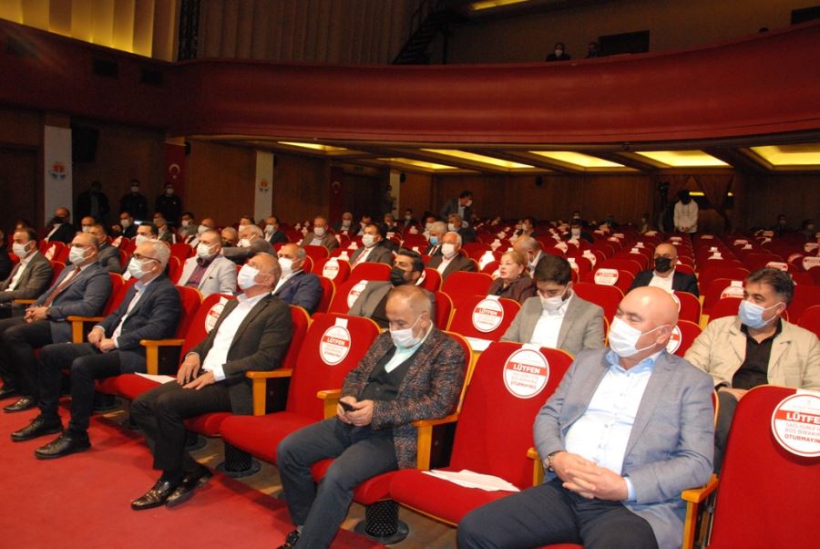 Adana Büyükşehir Meclisi çalışmalarına devam etti