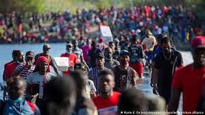 ABD Haitili göçmenleri sınır dışı etti