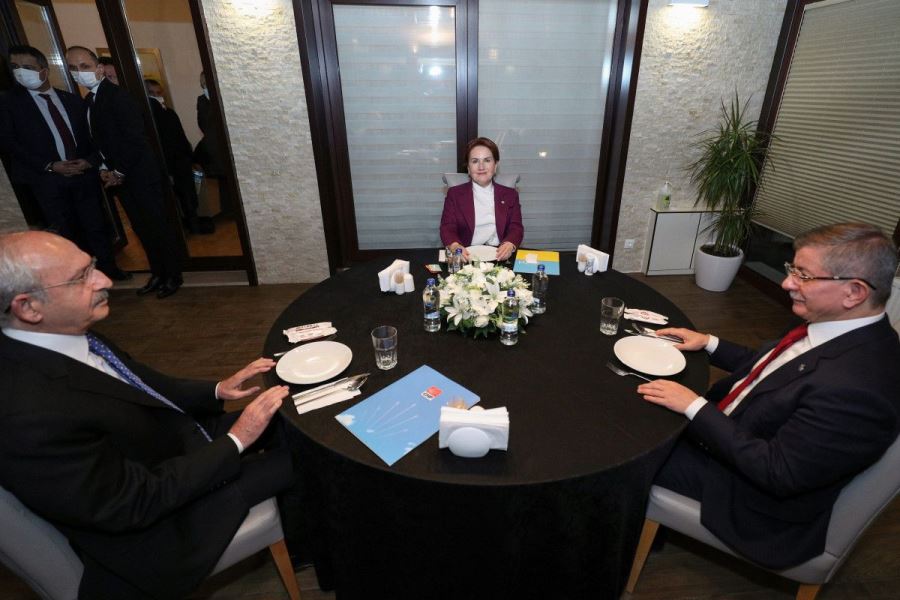 Kılıçdaroğlu, Akşener ve Davutoğlu bir araya geldi